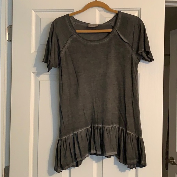 Dantelle Tops - NWT Marshalls shirt